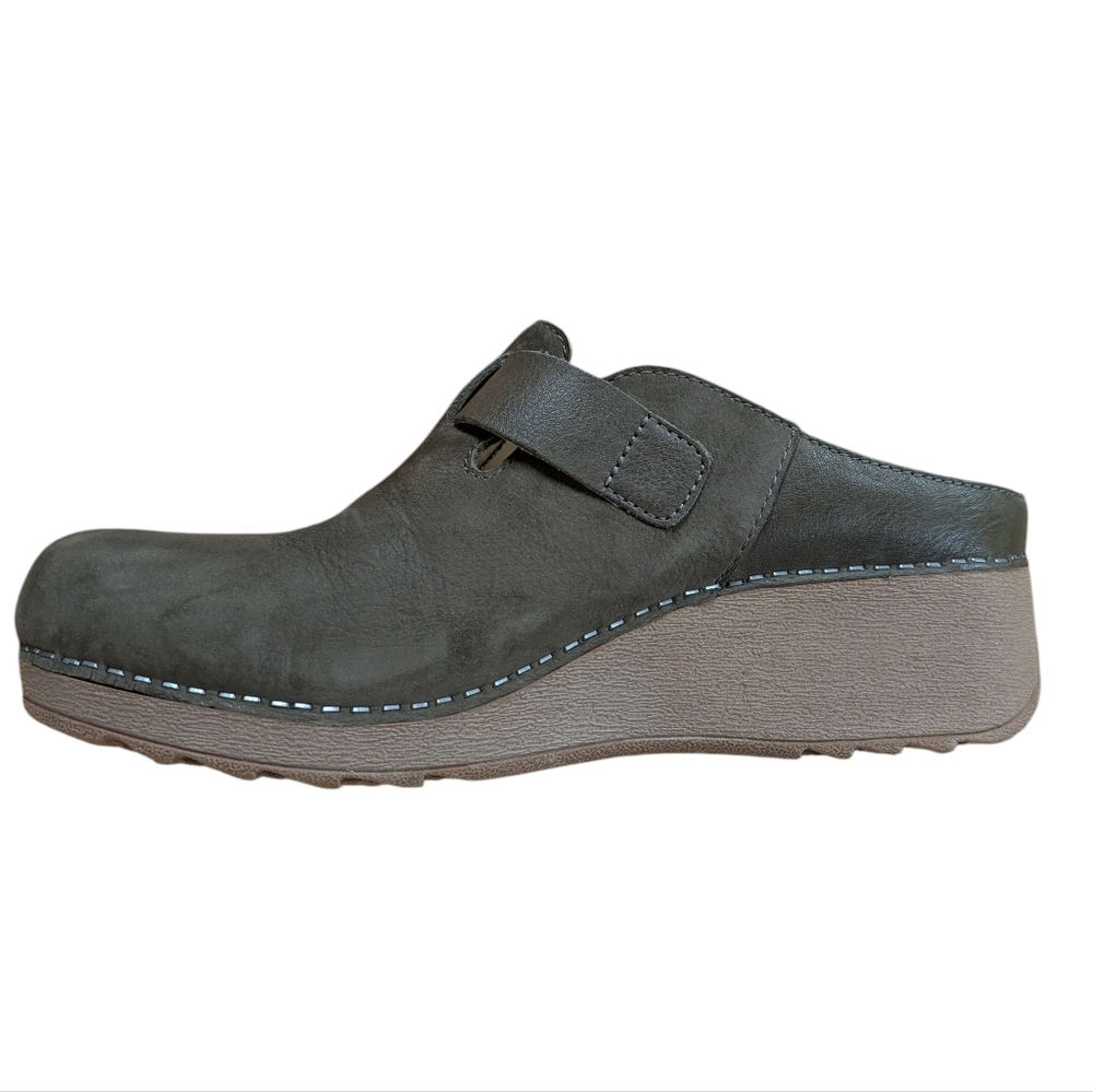 Dansko Caia Nubuck Leather Wedge Clog Olive Green Size 40 - Picture 5 of 13
